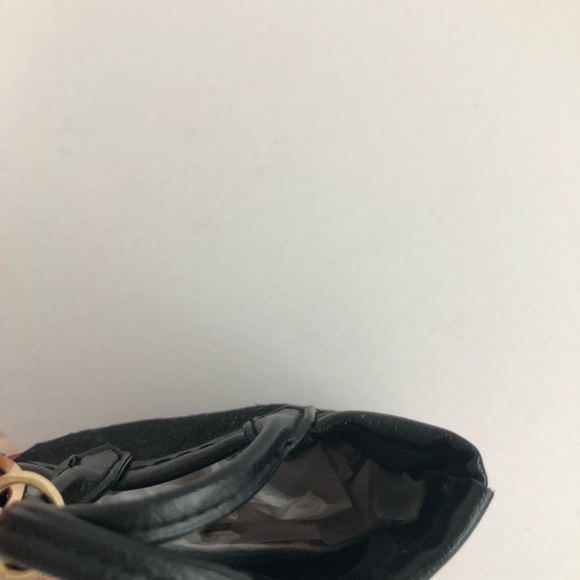 Authentic Victoria’s Secret Purse Keychain NWT - Picture 5 of 6